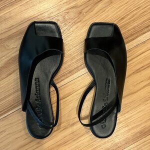 About Arianne Flat Leather Slingbacks